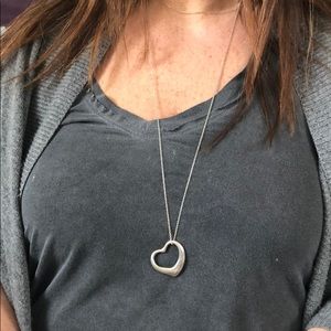 Tiffany Elsa Peretti floating heart 40mm 30” chain